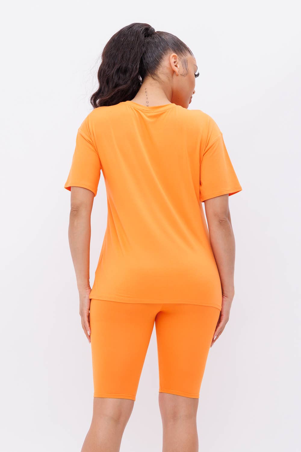 Round Neck Basic T-Shirts Top and Bike Shorts Set: Taupe / 1-2-2-1 (S-M-L-XL)