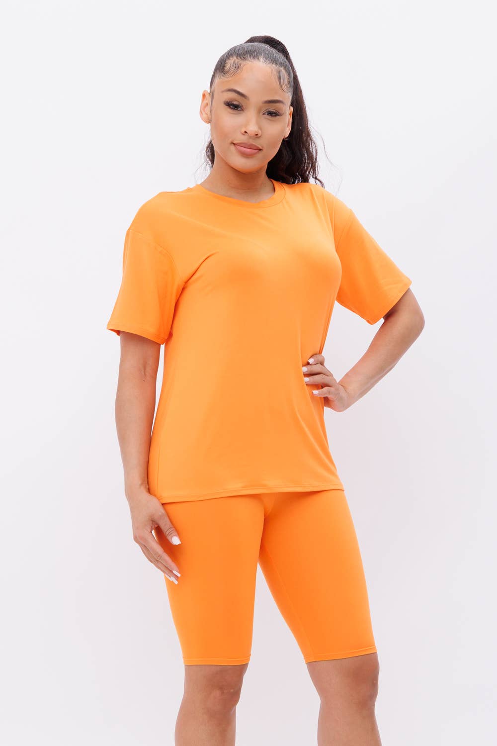Round Neck Basic T-Shirts Top and Bike Shorts Set: Taupe / 1-2-2-1 (S-M-L-XL)