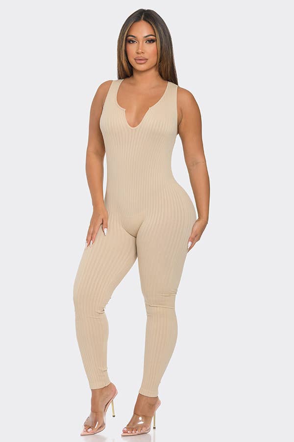 Seamless Ribbed Split V Neck Jumpsuit: One Size / BLACK