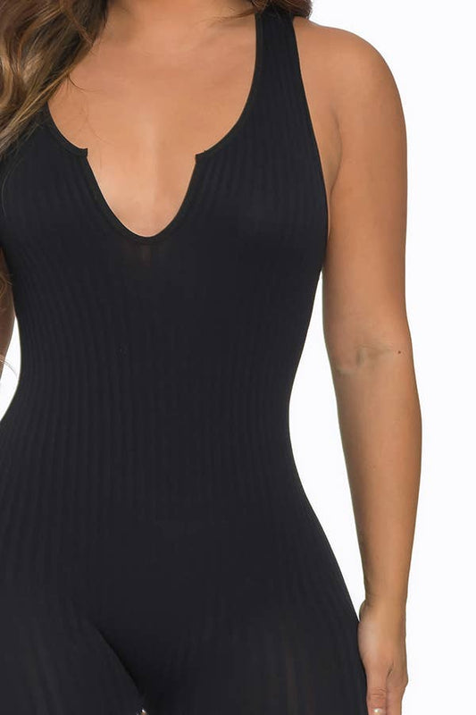 Seamless Ribbed Split V Neck Jumpsuit: One Size / BLACK