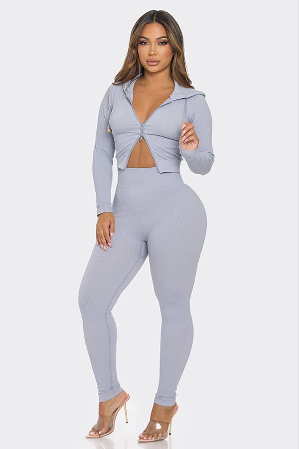 2 Pcs Seamless Long Sleeve Hoodie and Highwaist Legging Set: 3 S/M / 3 L/XL / BLACK