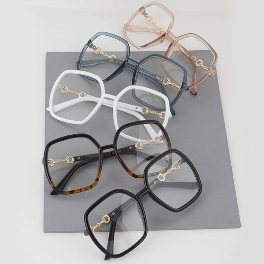clear lens